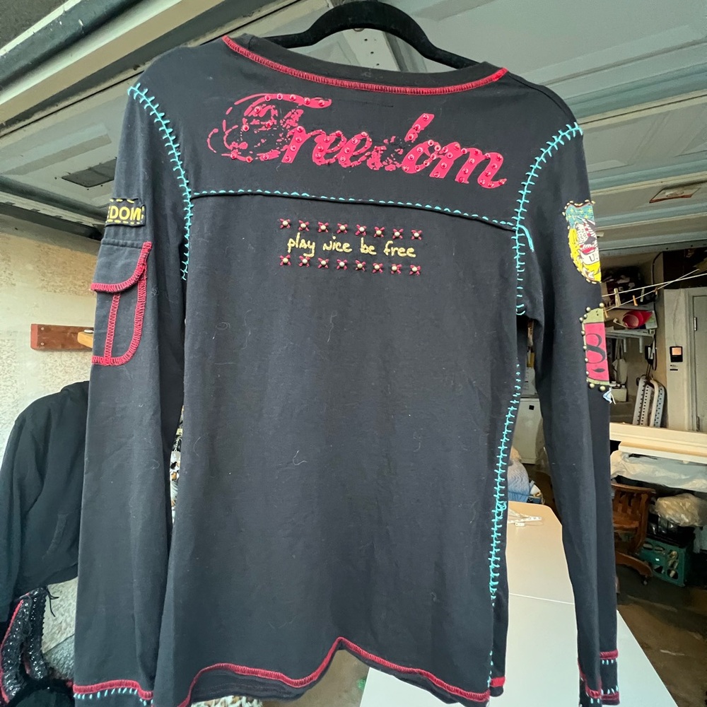 Vintage 90’s Double D Ranch Ladies Embroidered and Embellished Long Sleeve Top